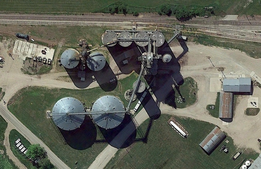 2 Hurt in Blast at Landus Coop Grain Elevator in Iowa