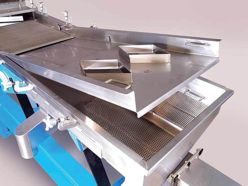 Two-Stage Plastic Pellet Classifier Has Removable Screening Deck