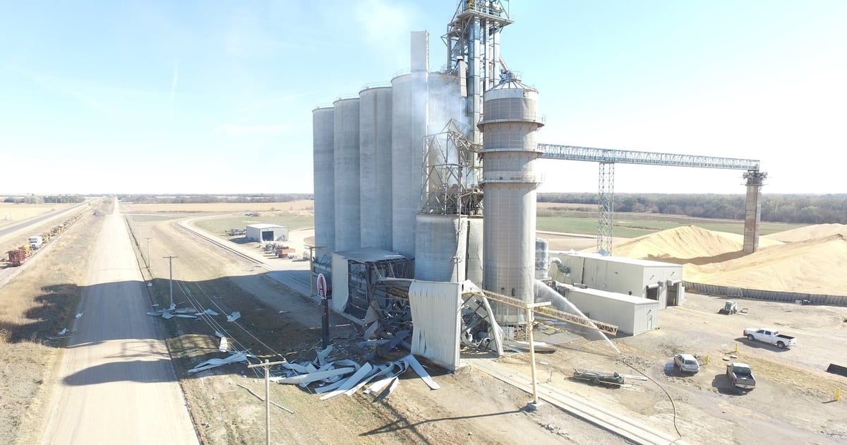 Grainery Exploding Grain Elevator Explosion Injures Several People