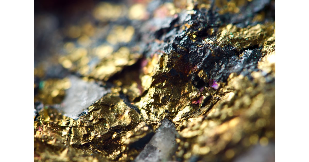 Mine Explosion Leaves 31 Dead