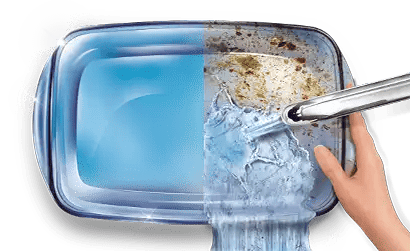 rinsing a glass pyrex dish