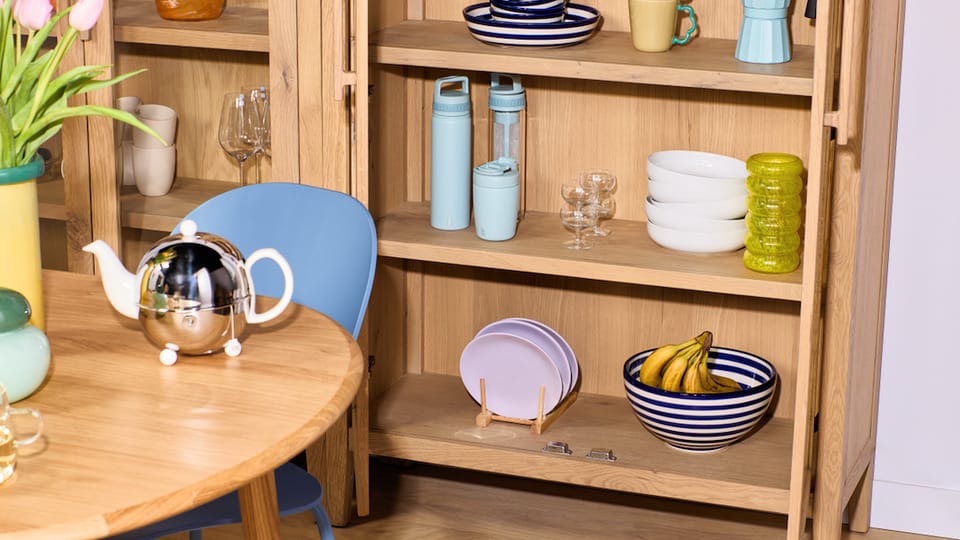 scandinavisch bruine eetkamerkast scandinavisch bruine eetkamerkast