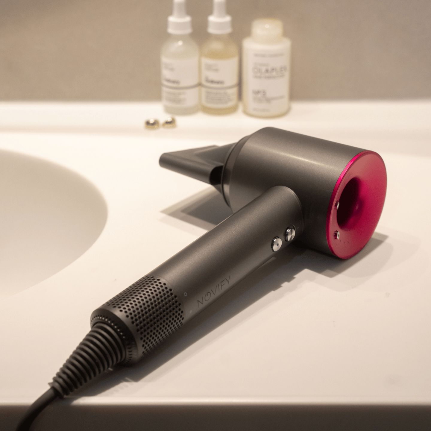novify-product_spotlight-1.png