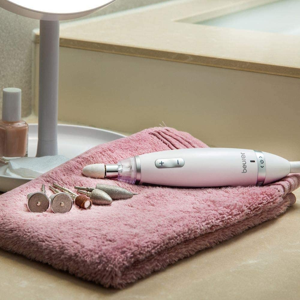 Manicure-_en_pedicureapparaat.jpg