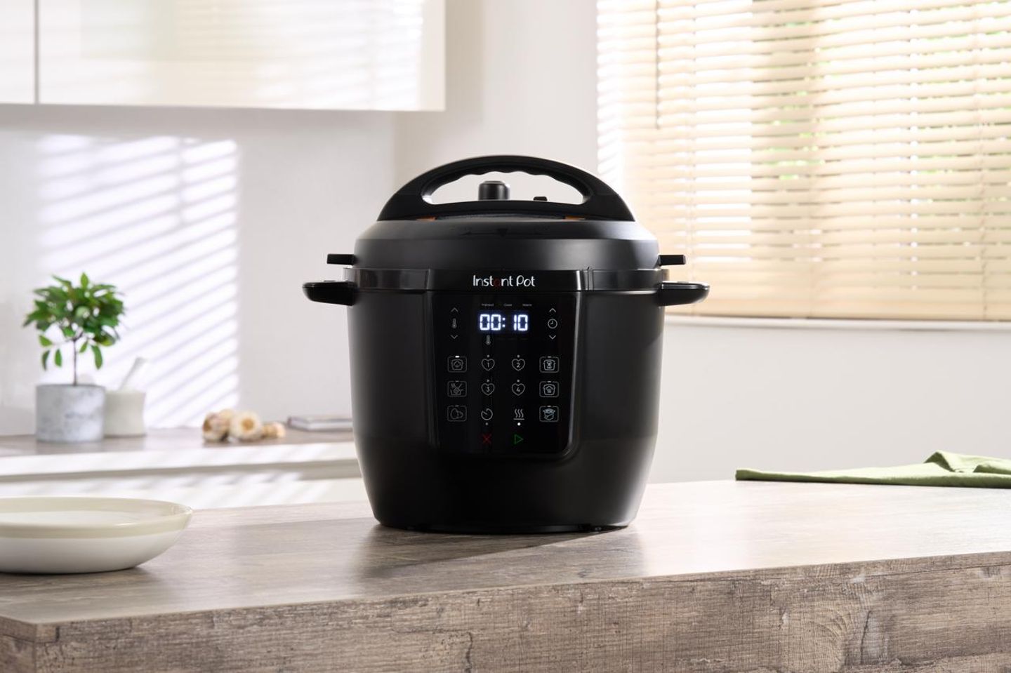instant_pot-product_spotlight-1.jpeg