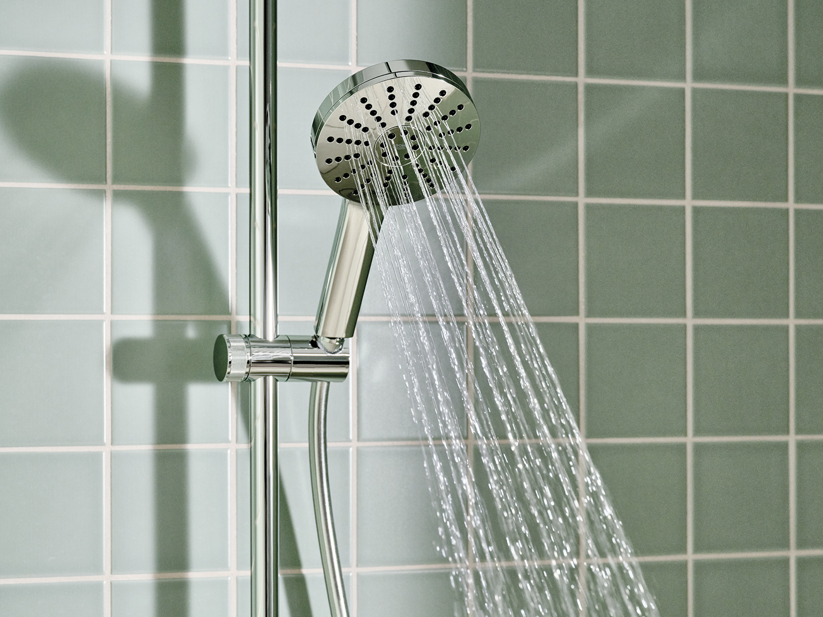 GROHE_Catalog_Showers.jpg