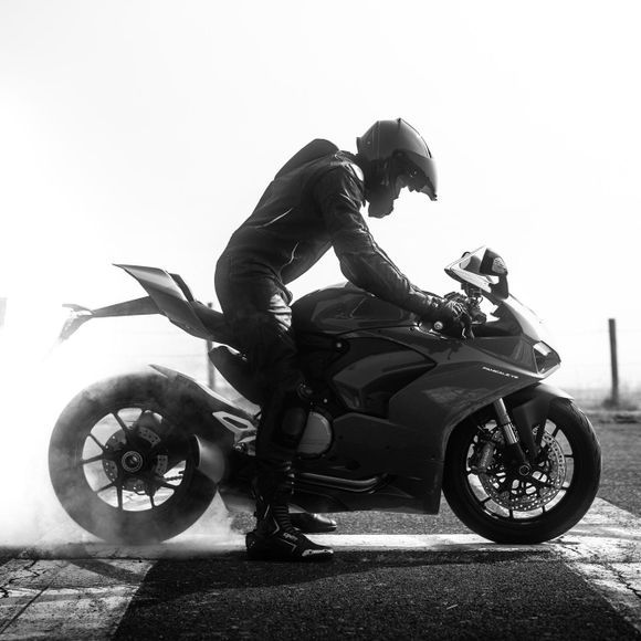 motoblouz-product_spotlight-1.jpeg