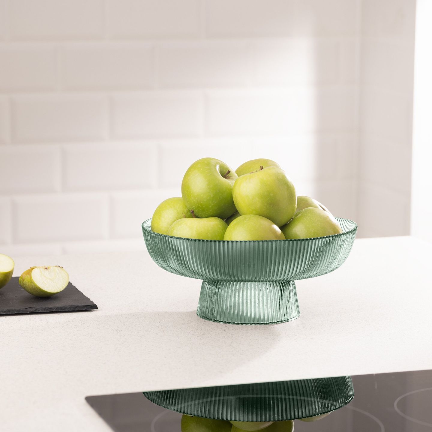 Fruitschaal op keukenblad
