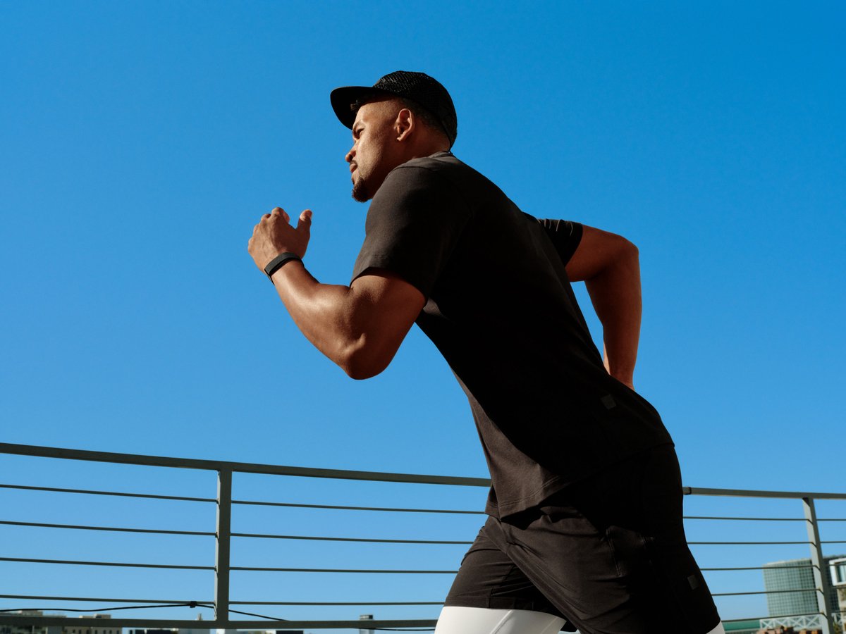 fitbit air.jpg