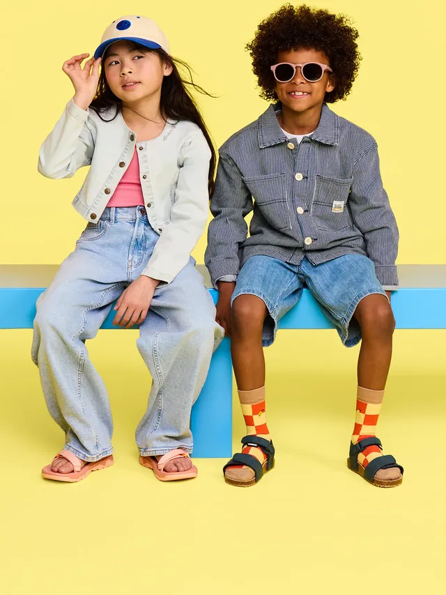 Mode2_MenJ-Jeans_instagram_9-16_1440x2560.webp Mode2_MenJ-Jeans_instagram_9-16_1440x2560.webp