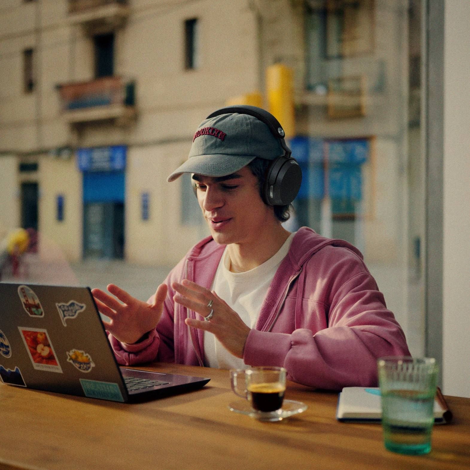 sennheiser-product_spotlight-2.jpeg