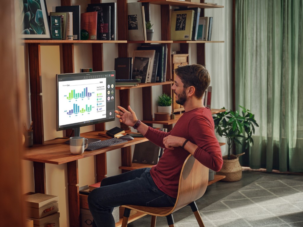 HP Omnistudio X 27 inch All-in-One Desktop AI PC_Meteor Silver_Art In Screen Win11_Lifestyle_0952_3042867 (Gemiddeld).jpeg