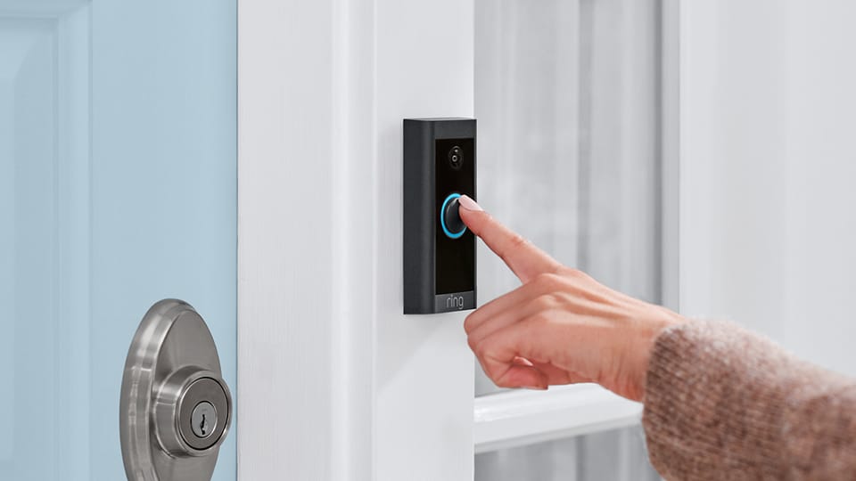 Visitor_pressing_Video_Doorbell_Wired_ding_button.png Visitor_pressing_Video_Doorbell_Wired_ding_button.png