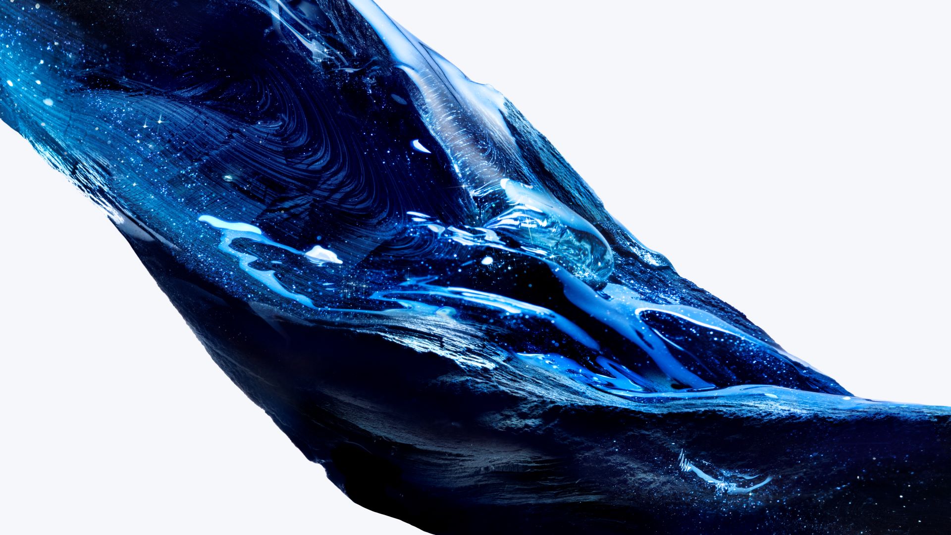 Mugler_2025_Angel Stellar_Solo Ingredient Vanilla_16x9_1920.jpg