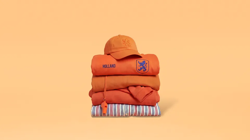 oranje outfit.png oranje outfit.png