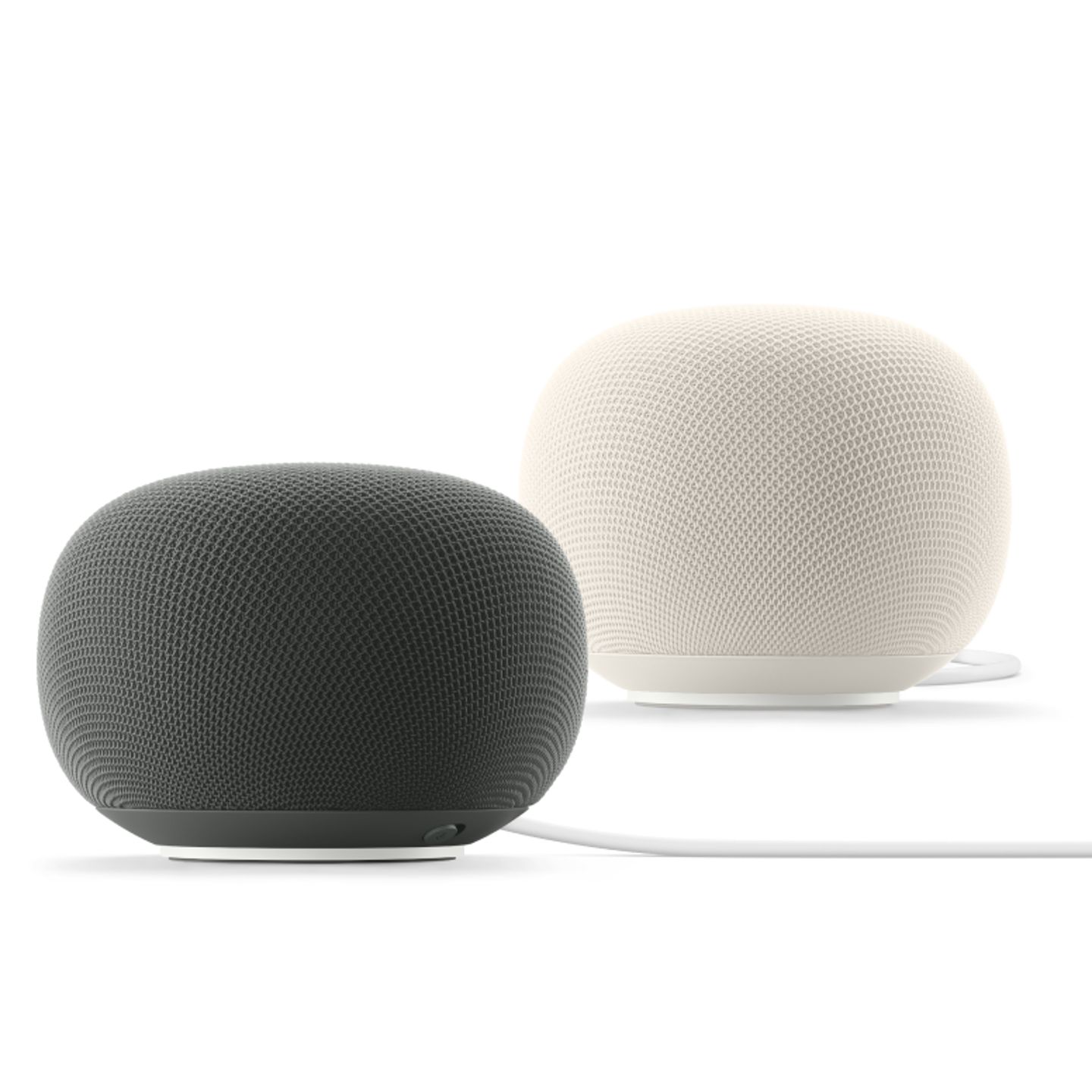 Twee-ronde-smart-speakers-één-zwart-en-één-wit.png
