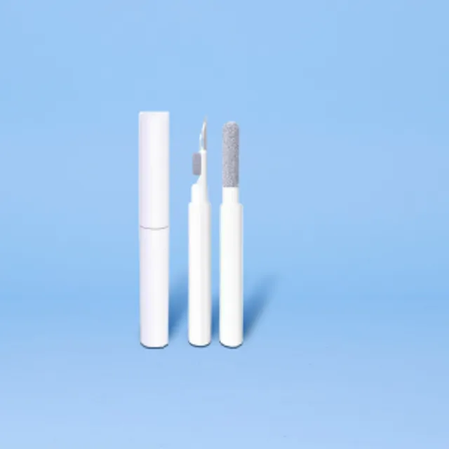 Schoonmaakkits voor oordopjes.png Schoonmaakkits voor oordopjes.png