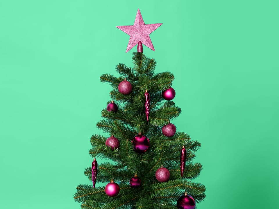 Kunstkerstboomdichtbij.jpg.png