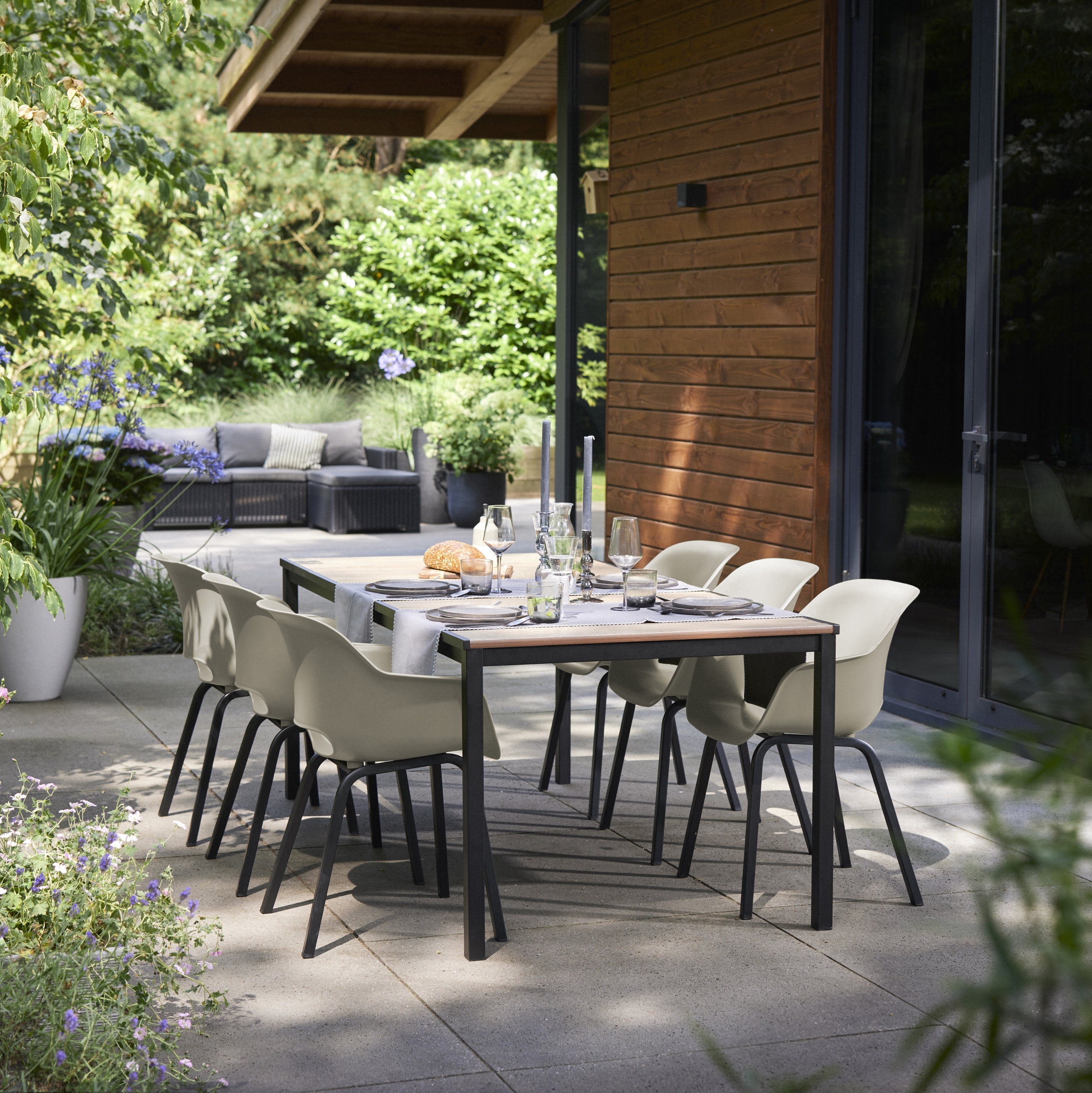 PortoTable200Black-Ashwood+6xNoa_SilverSage (1).jpg