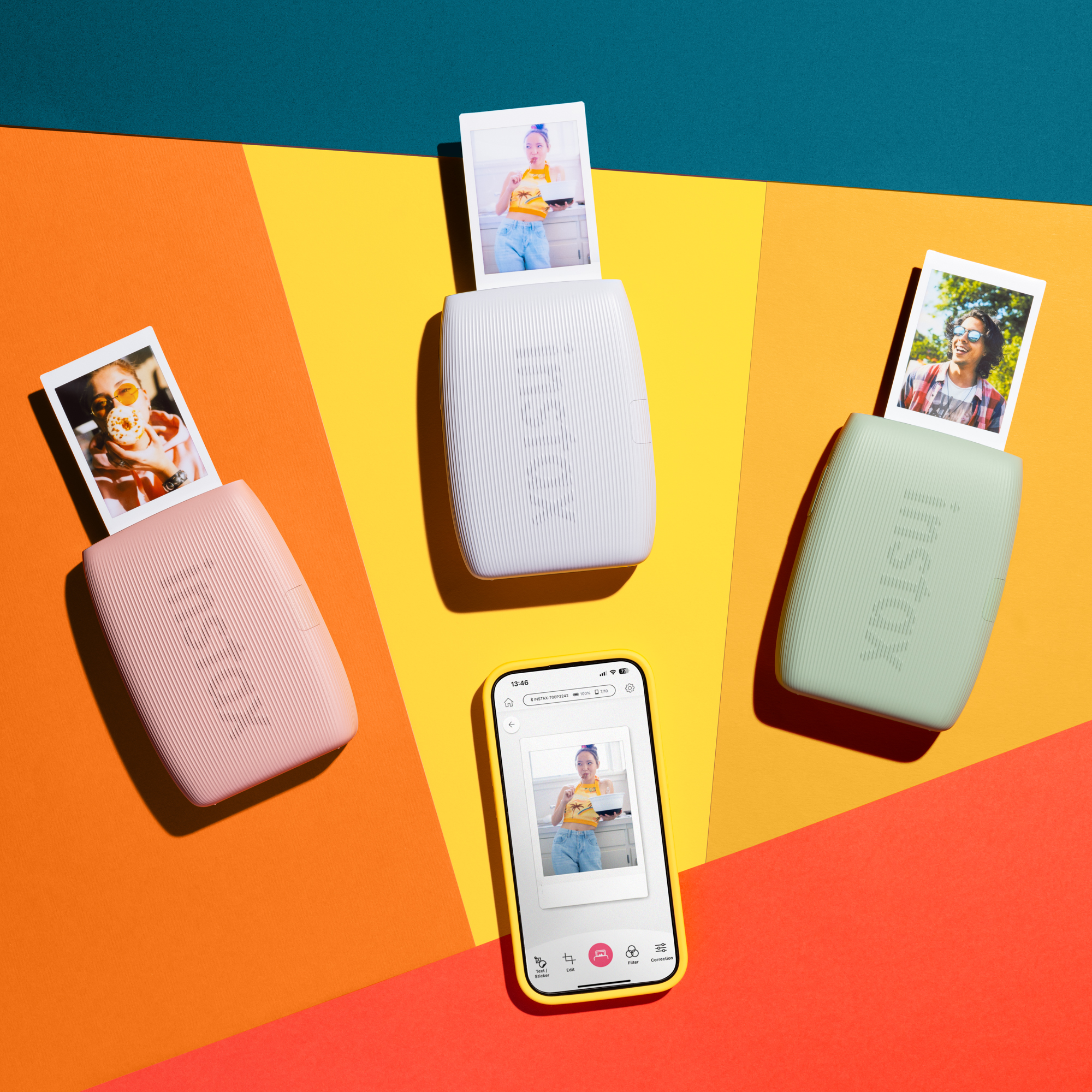 FLATLAY - AUGUST 2024 - mini Link 3 - 1x1.jpg