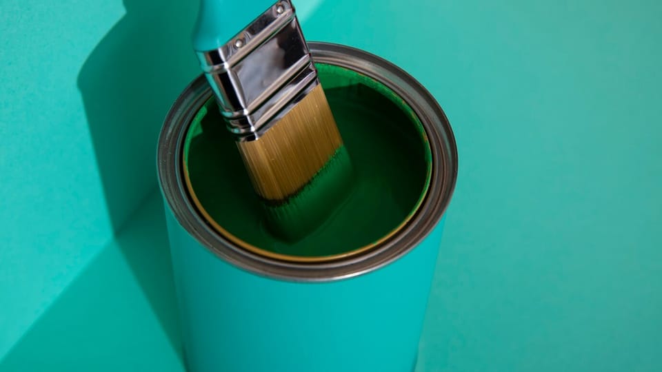 assortment-painting-items-with-green-paint_23-2149579985.jpg assortment-painting-items-with-green-paint_23-2149579985.jpg