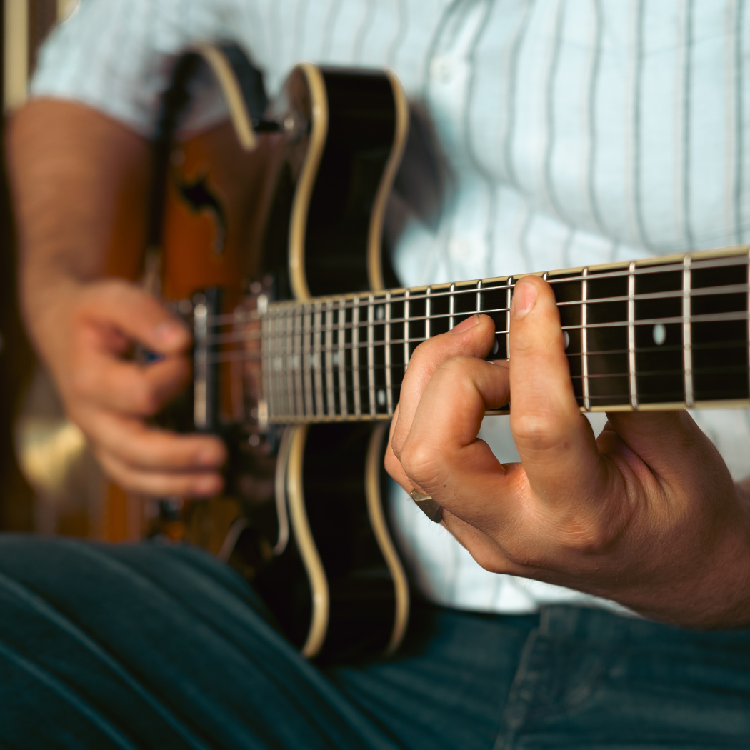 lintage_guitars-story-1.png