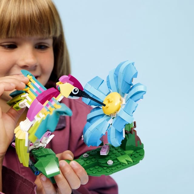 LEGO Creator 3in1 Kleurrijke Kolibrie - 31384.jpg LEGO Creator 3in1 Kleurrijke Kolibrie - 31384.jpg