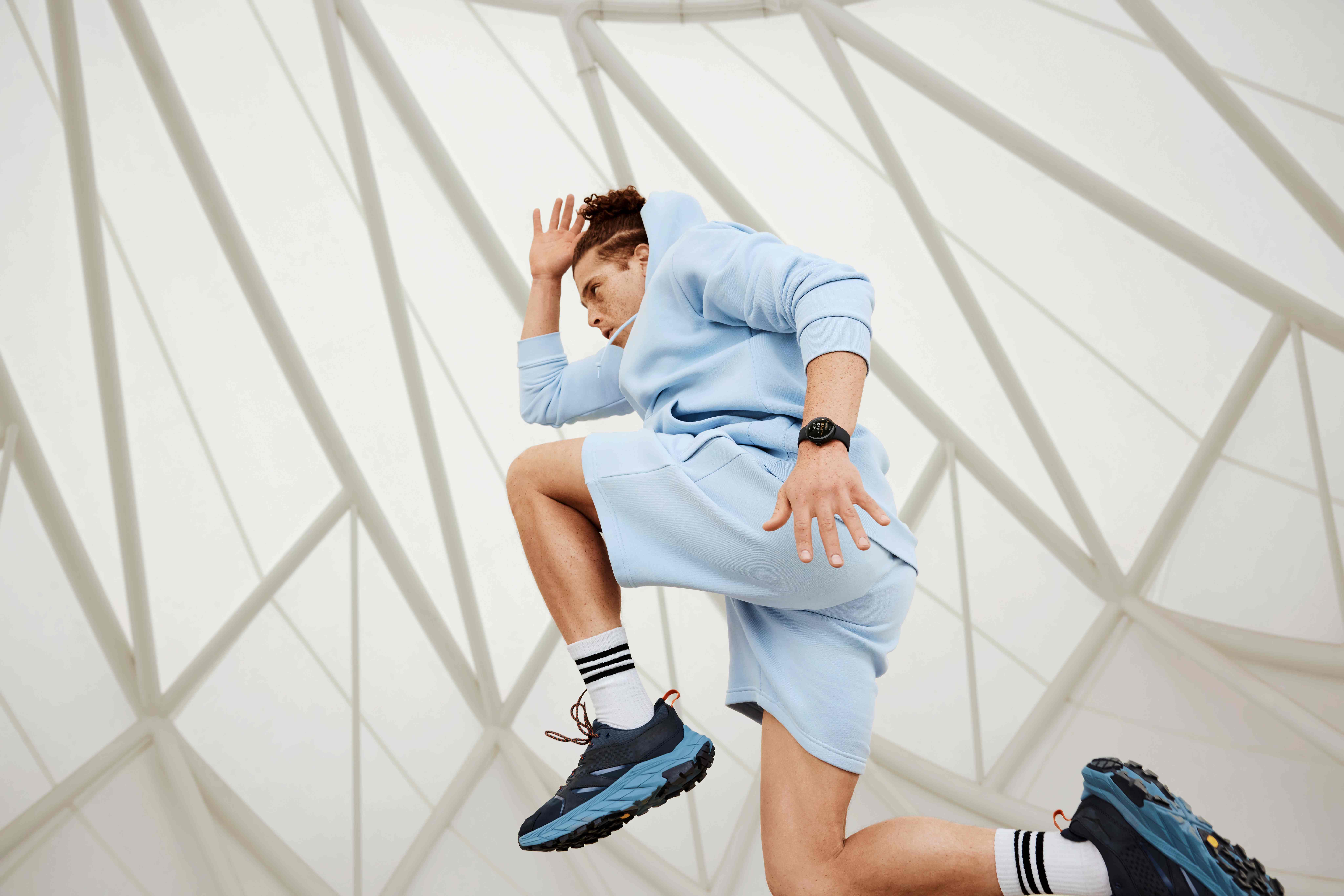 image_all_GW2_2023Q3_23H103x002_034_LA_Lifestyle_Day5_PlayaVista_HIIT_0105_R09_Batch3_EOS23_33_HR_Zone_Coach_RGB_Master_SIMP_ - Cropped.JPG