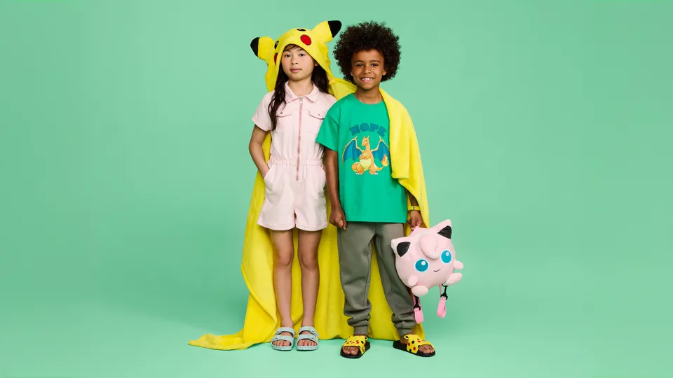 Mode2_MenJ-Pokemon_etalage_1600x1200.psdc.png Mode2_MenJ-Pokemon_etalage_1600x1200.psdc.png