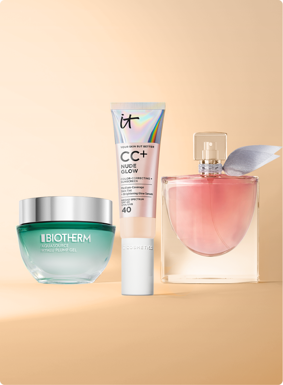 Drie-cosmetische-producten-groene-gel-foundation-en-roze-parfumfles-op-beige-achtergrond.png