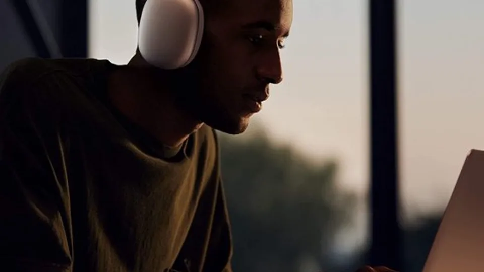 Koptelefoonnoisecanceling.jpg Koptelefoonnoisecanceling.jpg