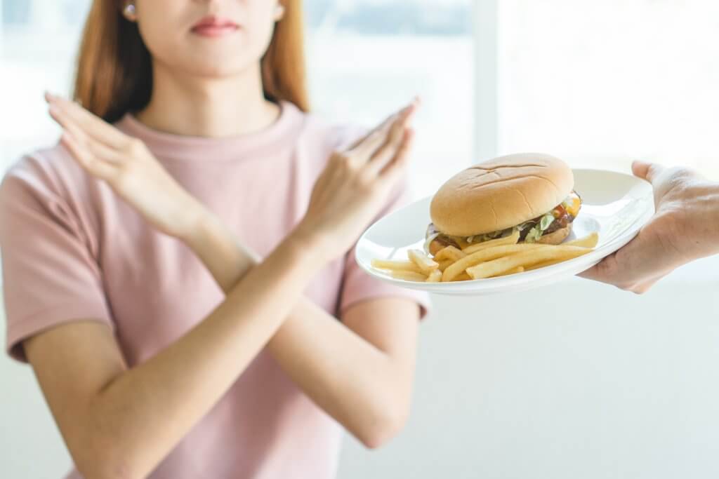 ท้องอืดอาหารไม่ย่อยกินอะไรดี? เพื่อลดอาการอาหารไม่ย่อย จุกเสียดท้อง