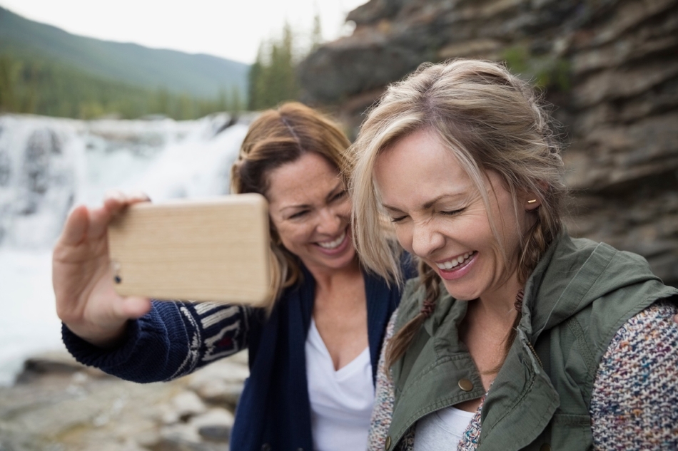 How to Treat Acid Reflux: Remedies, Medications, and Lifestyle Adjustments