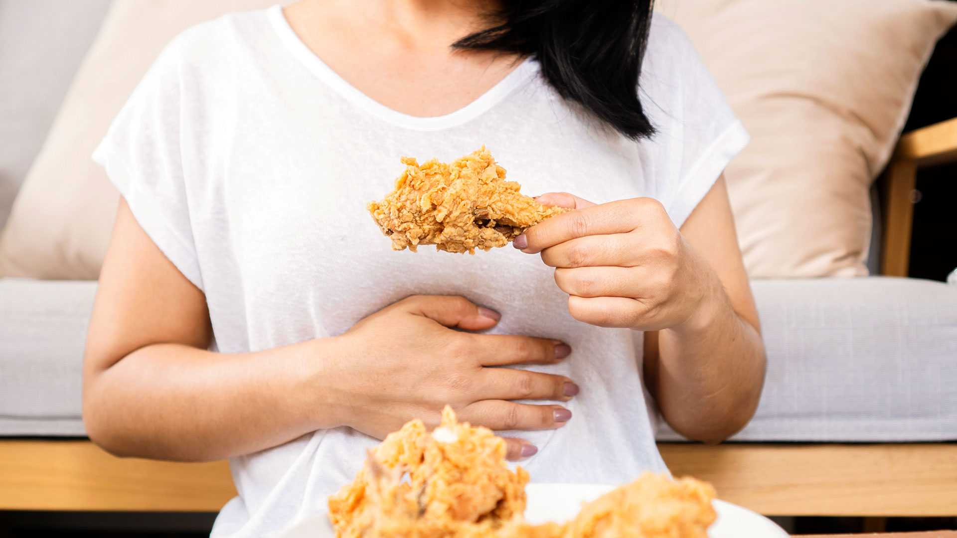 Reflü Nedir? Reflü Belirtileri, Teşhisi, Tedavisi