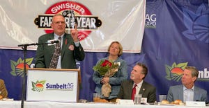 Robert-Saunders-virginia-farmer-year-vogt-a.jpg Robert-Saunders-virginia-farmer-year-vogt-a.jpg